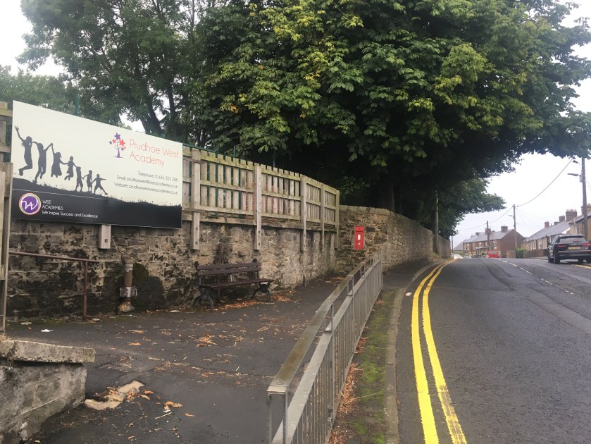 B15F15B2-55E7-4E43-8AAA-3970D7EF8754